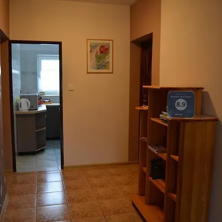 Posiadlosc Nad Zatoka Quarto em Acomodações Particulares Ryn (Warmian-Masurian)